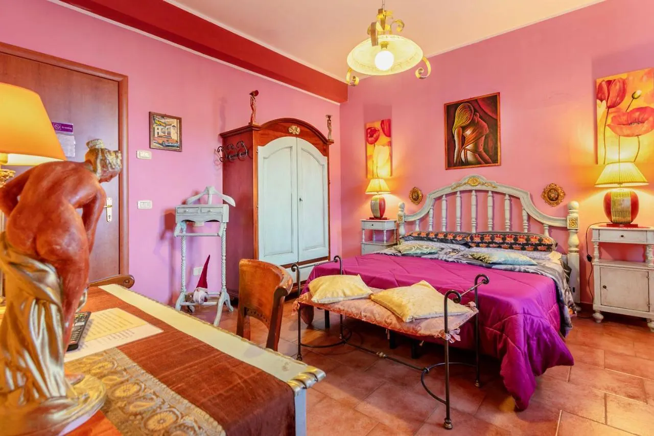 Casa Kita Guest House Cortona Italy