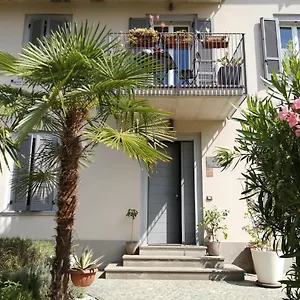https://bb-ildesco.it-lombardy.com