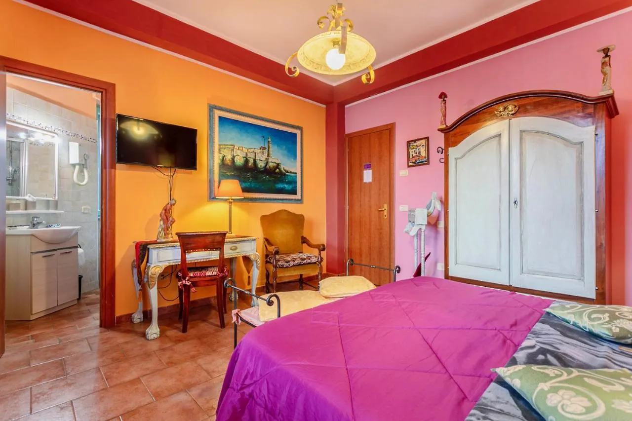מלון קורטונה Casa Kita בית הארחה