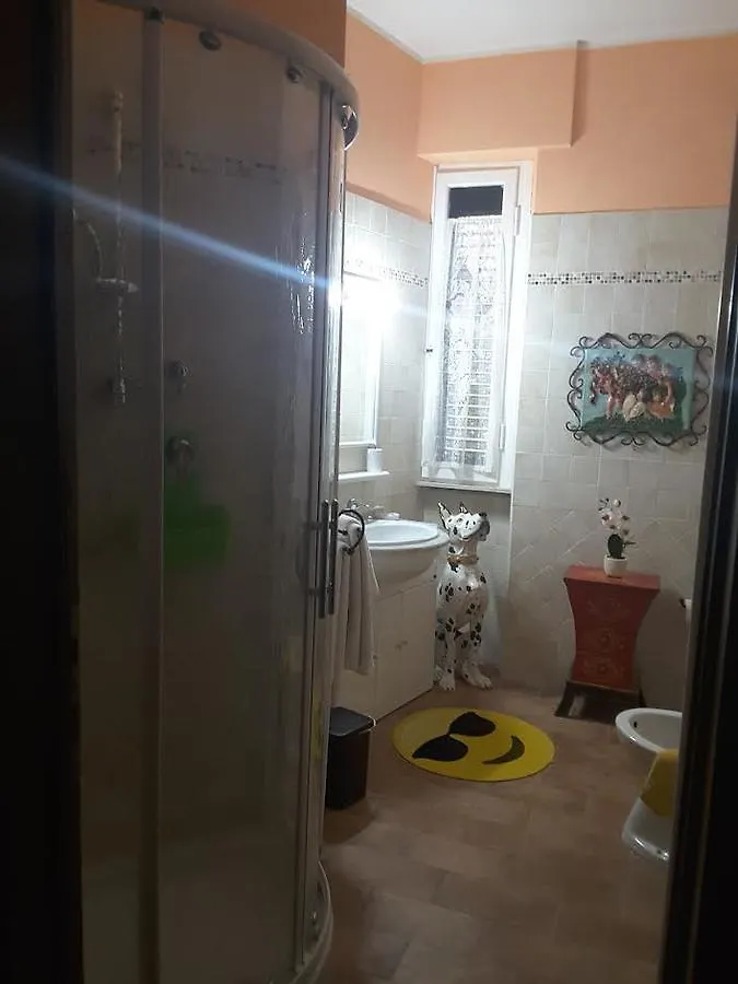 ** בית הארחה מלון קורטונה Casa Kita איטליה