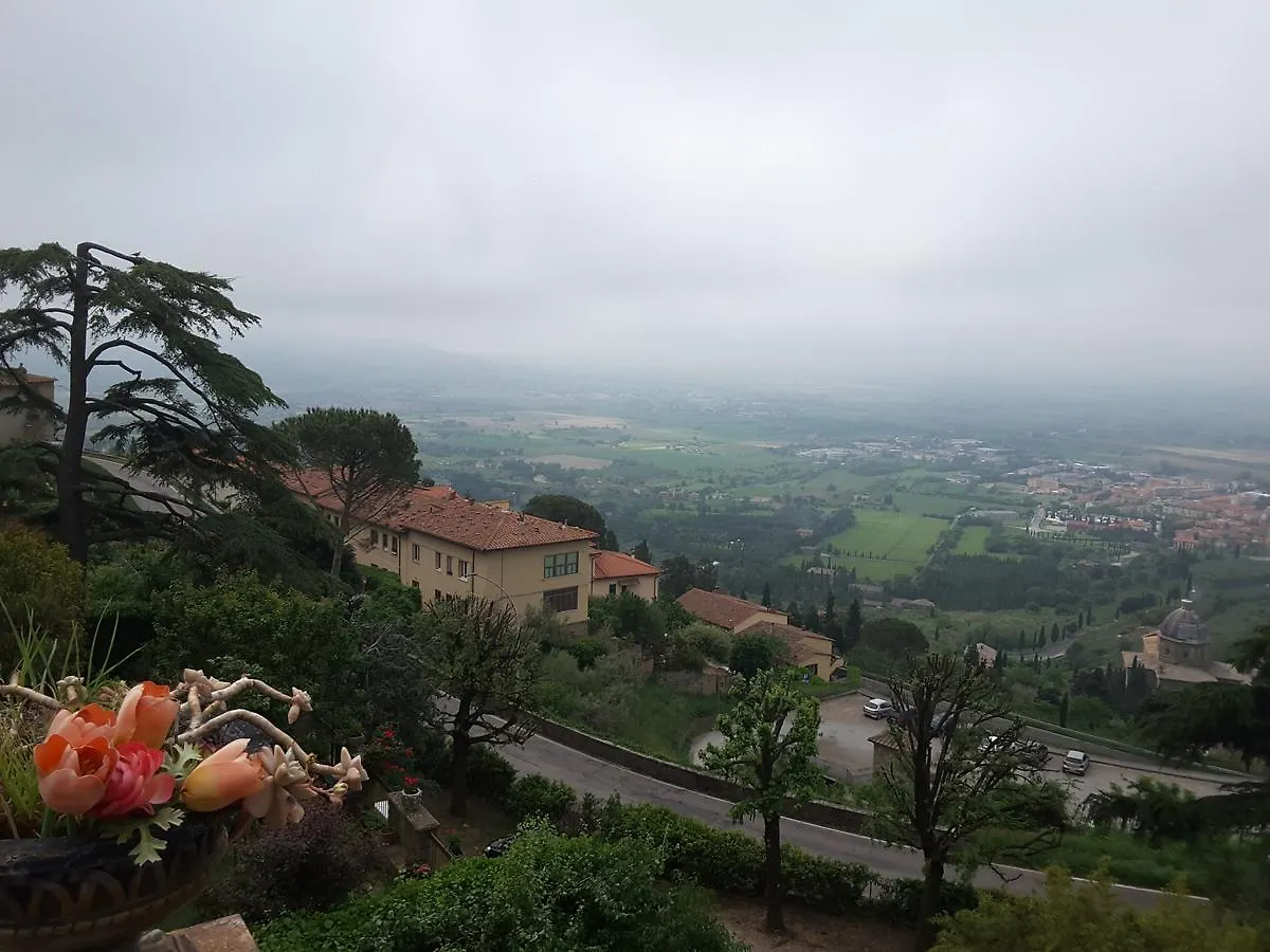Casa Kita Guest House Cortona Italy